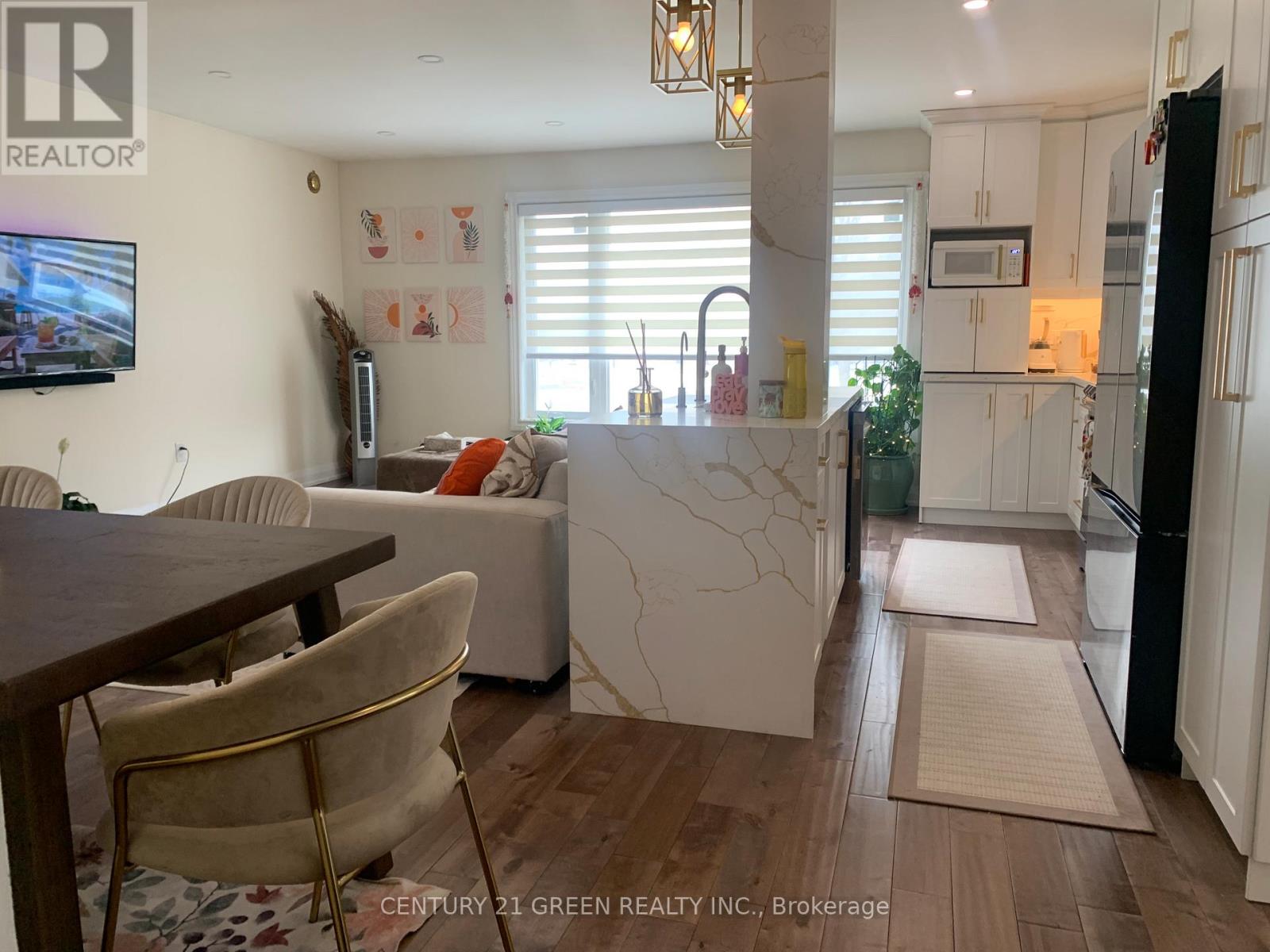 28 Parkway Avenue, Brampton, Ontario  L6X 2G4 - Photo 9 - W13037336