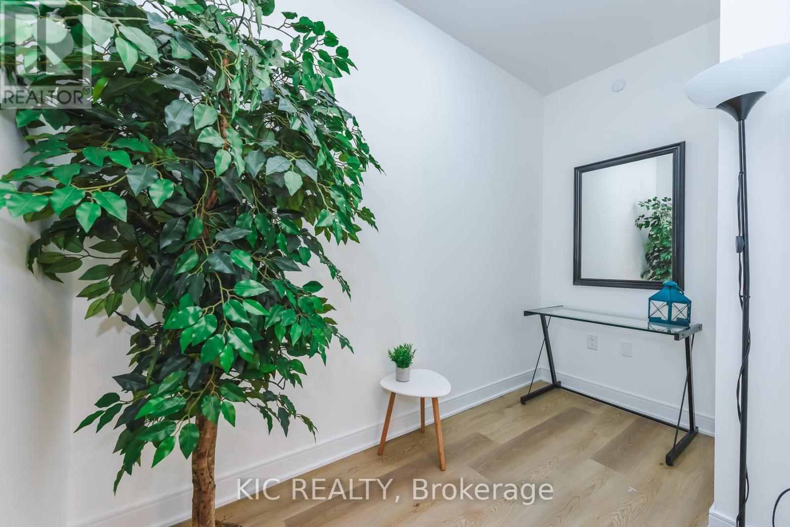 323 - 86 Dundas St. Street E, Mississauga, Ontario  L5A 0B1 - Photo 26 - W13017670