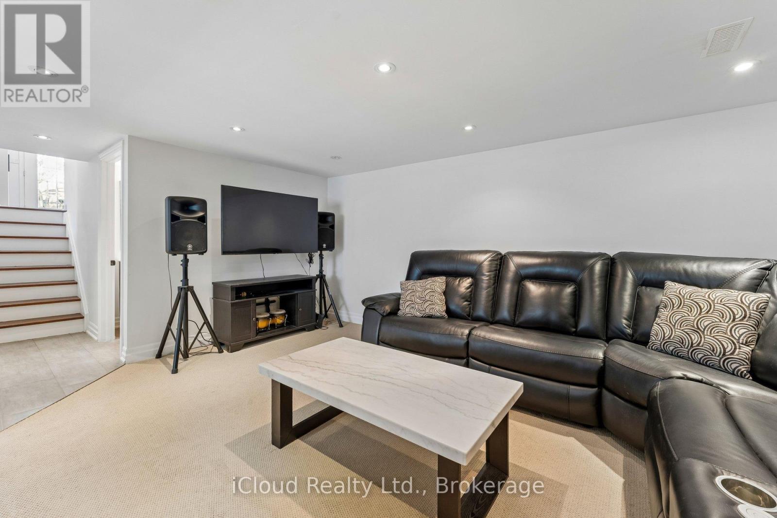 43 Ferndale Crescent, Brampton, Ontario  L6W 1G1 - Photo 32 - W13041332