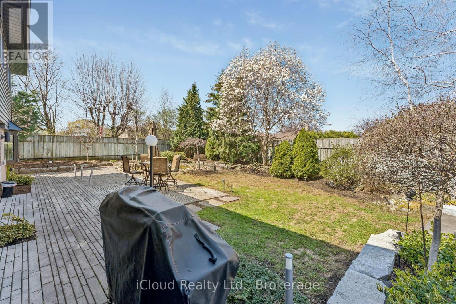 43 Ferndale Crescent, Brampton, Ontario  L6W 1G1 - Photo 43 - W13041332