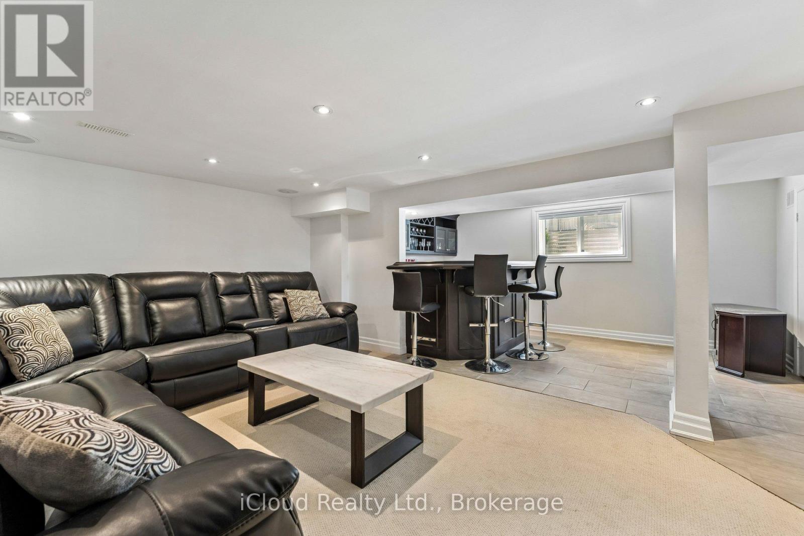 43 Ferndale Crescent, Brampton, Ontario  L6W 1G1 - Photo 34 - W13041332