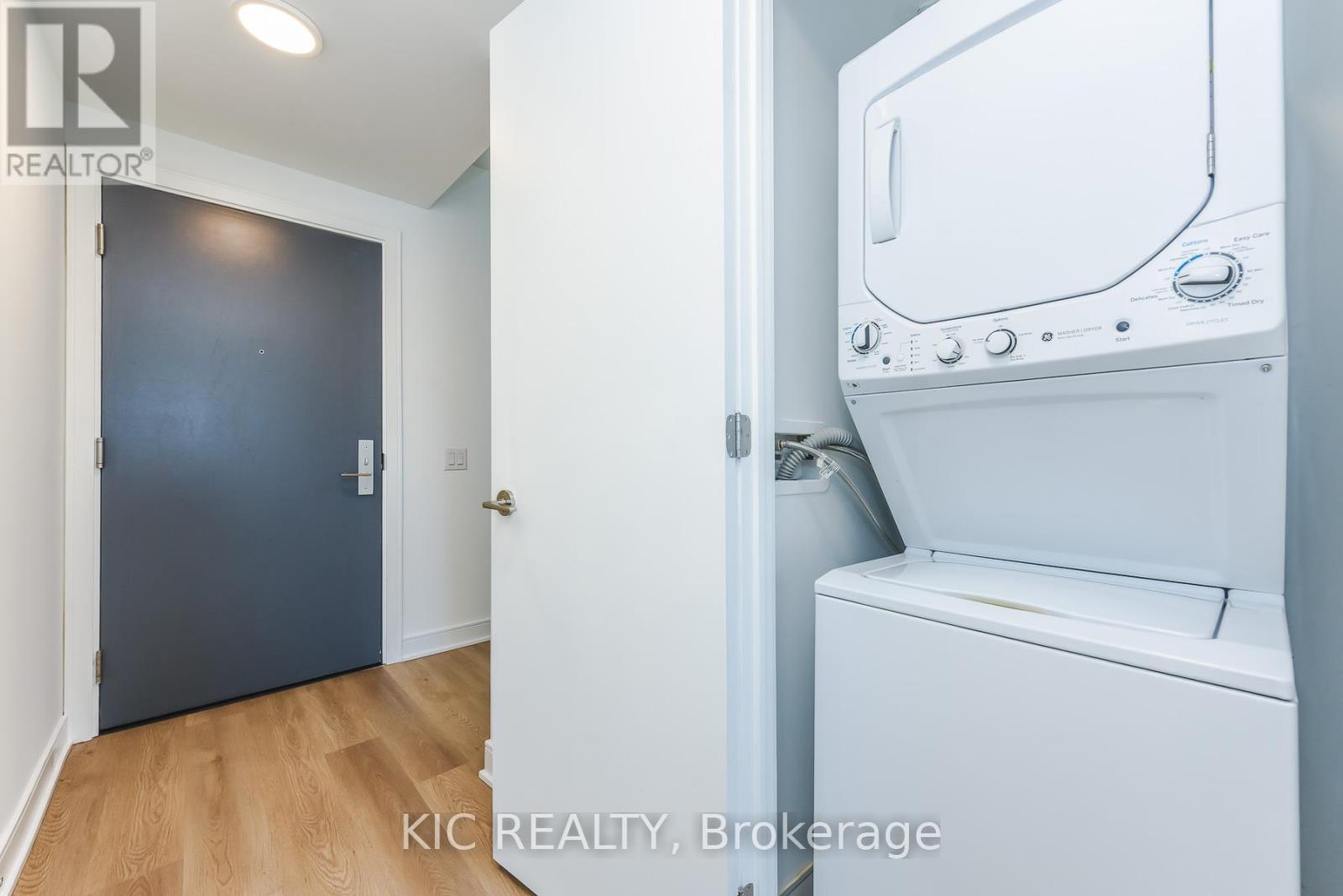 323 - 86 Dundas St. Street E, Mississauga, Ontario  L5A 0B1 - Photo 6 - W13017670