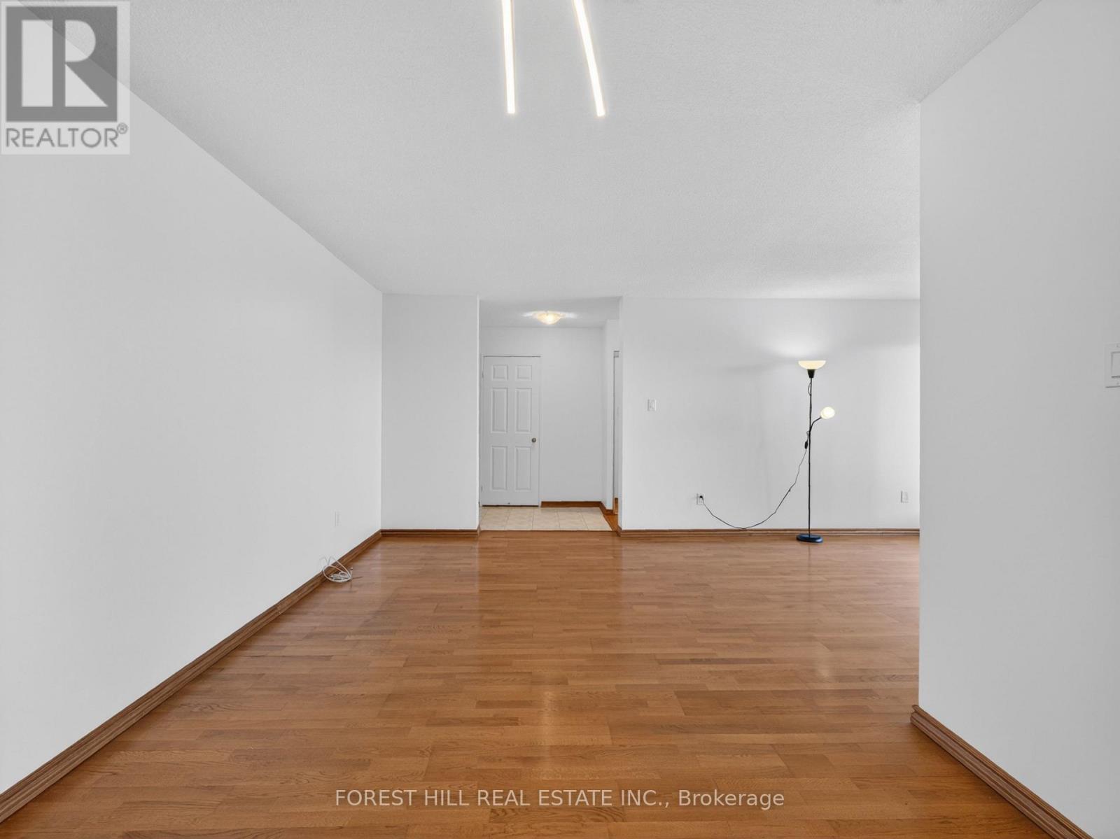 1201 - 100 County Court Boulevard, Brampton, Ontario  L6W 3X1 - Photo 9 - W13043662