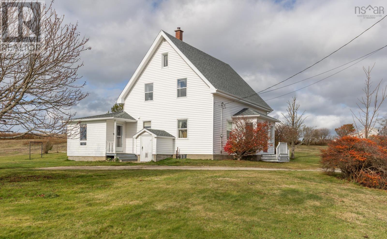 5347 Highway 1, Salmon River, Nova Scotia