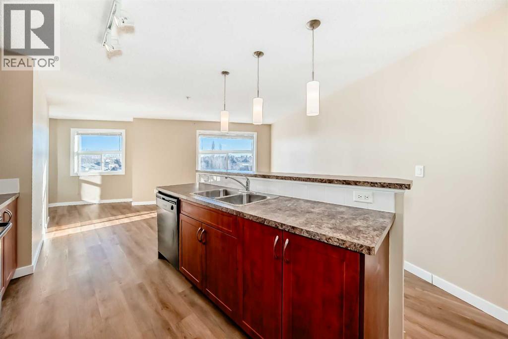 2315, 700 Willowbrook Road NW, Airdrie, Alberta  T2B 2B7 - Photo 13 - A2269609