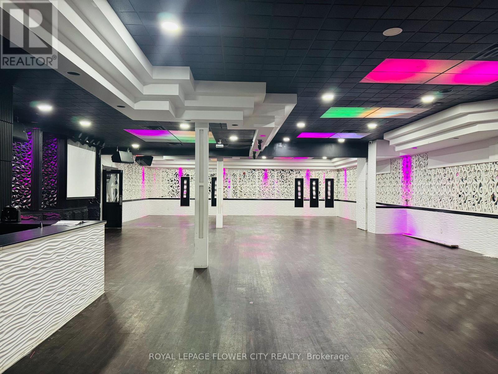 Unit #1, 2 ,3 - 1300 Britannia Road E, Mississauga, Ontario  L4W 1C8 - Photo 2 - W13044756