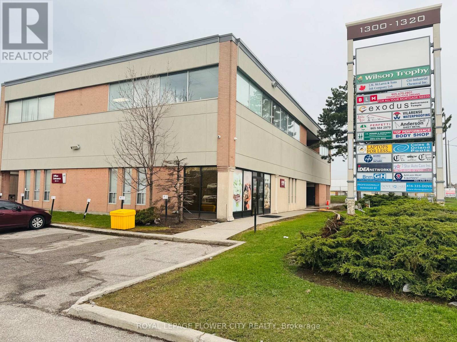 Unit #1, 2 ,3 - 1300 Britannia Road E, Mississauga, Ontario  L4W 1C8 - Photo 6 - W13044756