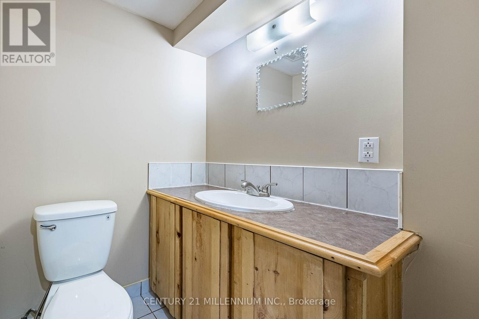 100 Monaco Court, Brampton, Ontario  L7A 1X2 - Photo 30 - W13044788