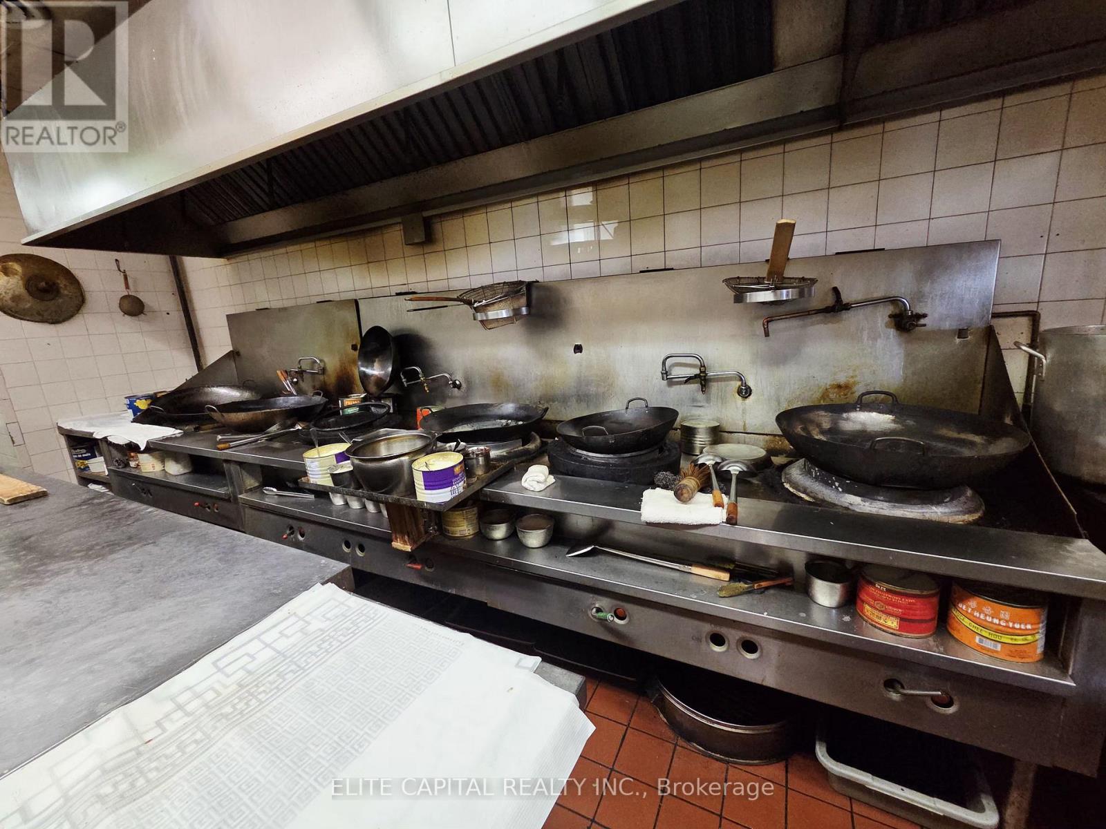 377 Burnhamthorpe Road E, Mississauga, Ontario  L5A 3Y1 - Photo 17 - W13044790