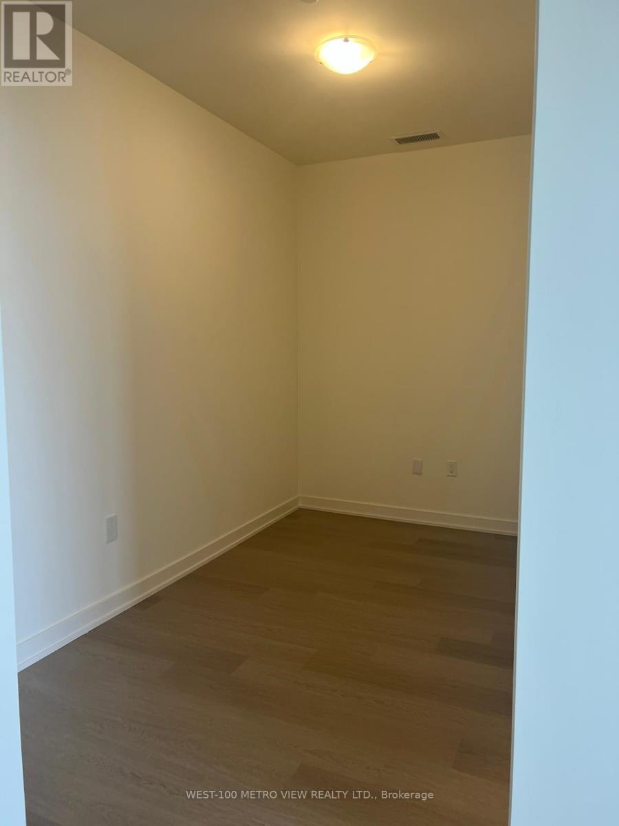 814 - 859 The Queensway, Toronto, Ontario  M8Z 1N8 - Photo 4 - W13044802