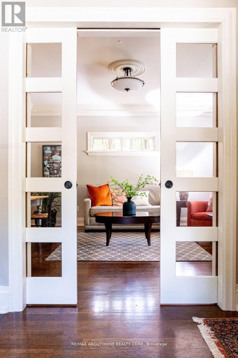 44 Head Street, Oakville, Ontario  L6K 1L5 - Photo 10 - W13044812