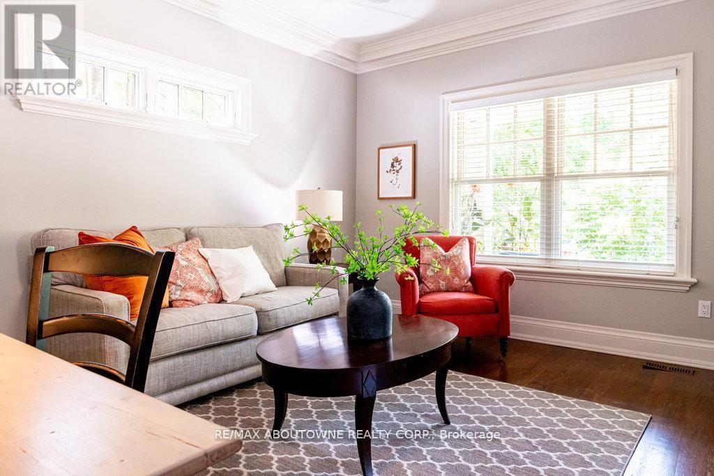 44 Head Street, Oakville, Ontario  L6K 1L5 - Photo 12 - W13044812