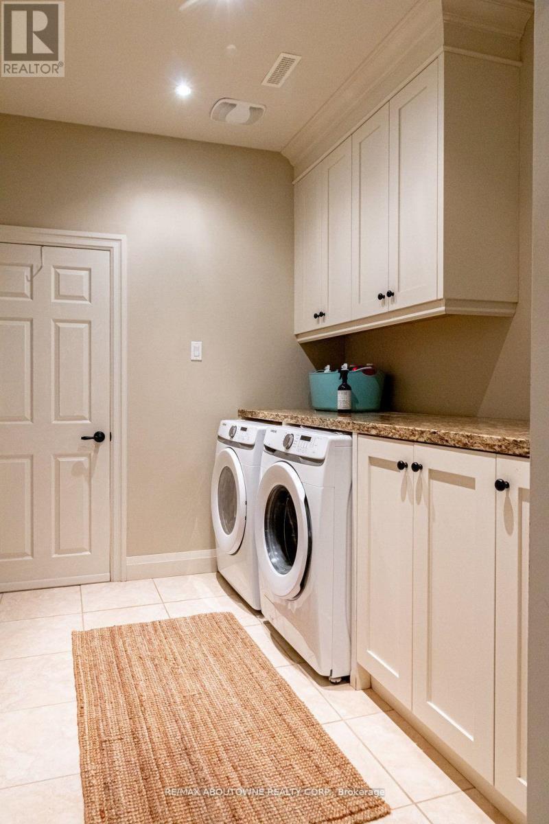 44 Head Street, Oakville, Ontario  L6K 1L5 - Photo 38 - W13044812