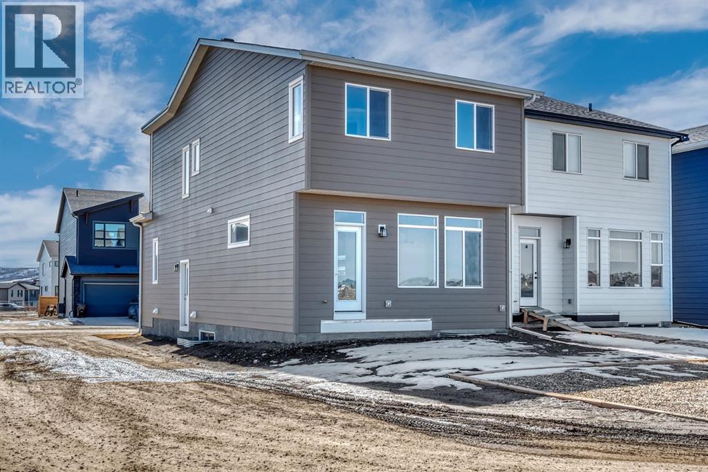 130 Royston Park Nw, Calgary, Alberta  T3L 0G9 - Photo 41 - A2301388