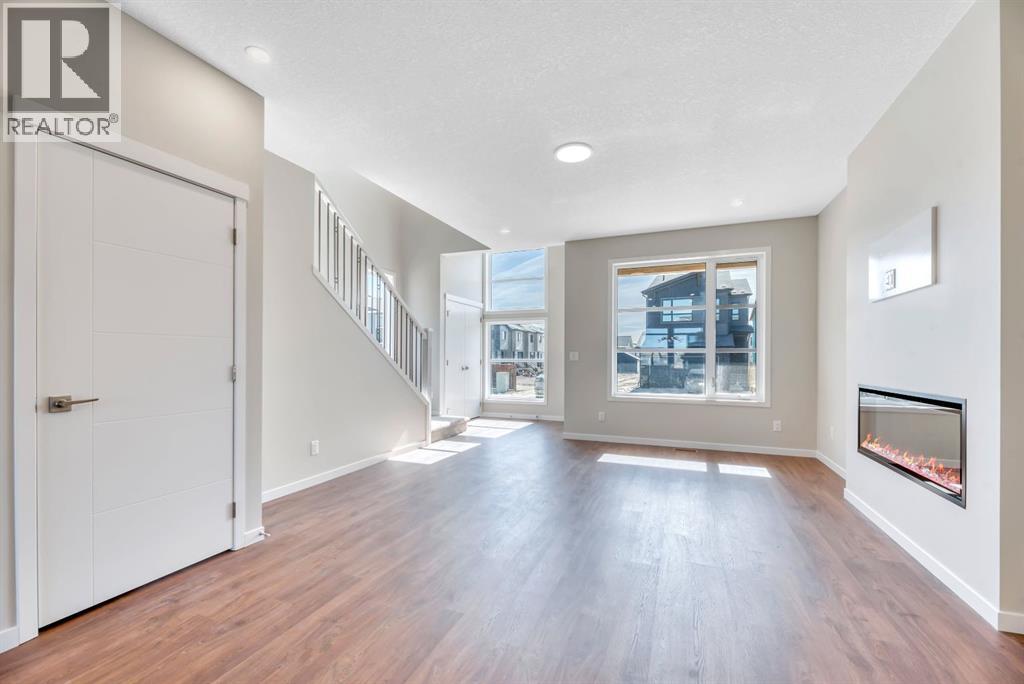 130 Royston Park Nw, Calgary, Alberta  T3L 0G9 - Photo 6 - A2301388