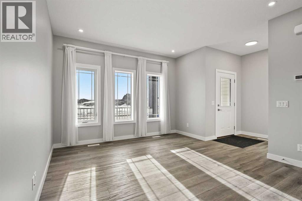 1058 Alpine Avenue SW, Calgary, Alberta  T2Y 0T1 - Photo 2 - A2303747