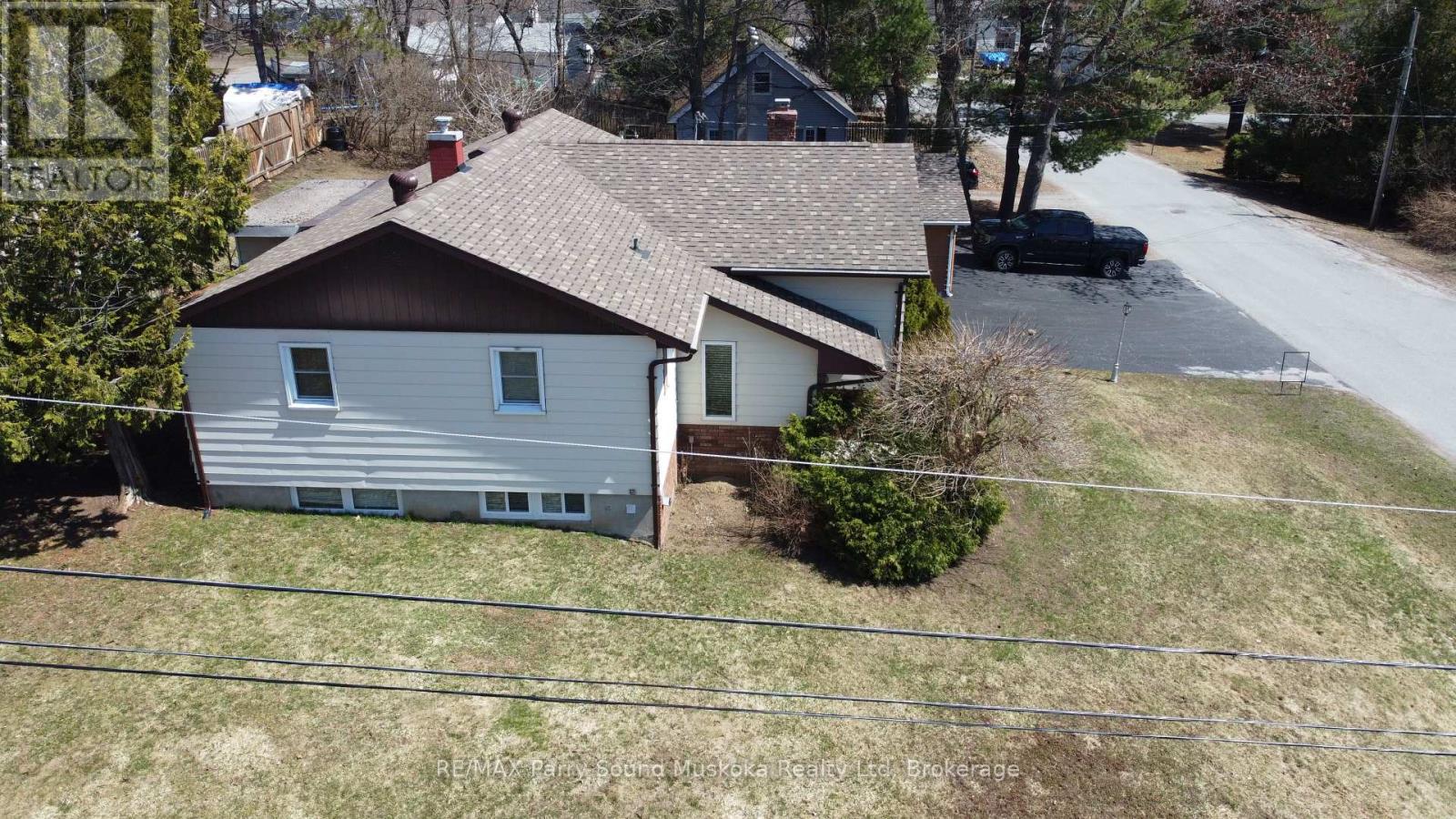 2 Laird Drive, Parry Sound, Ontario  P2A 1P5 - Photo 37 - X12812634