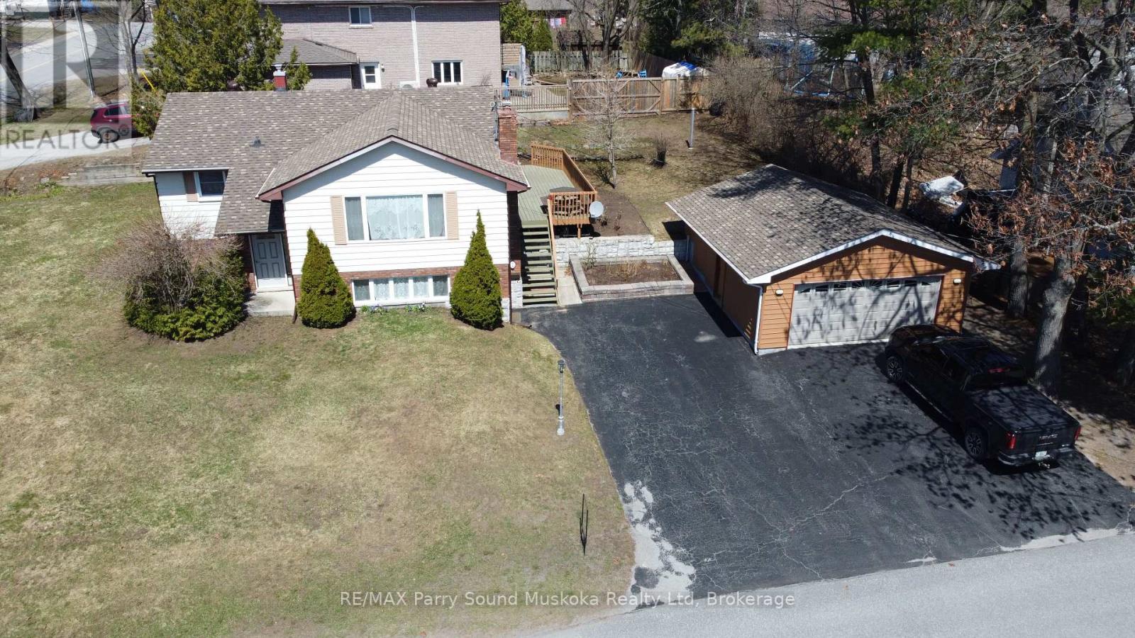 2 Laird Drive, Parry Sound, Ontario  P2A 1P5 - Photo 34 - X12812634