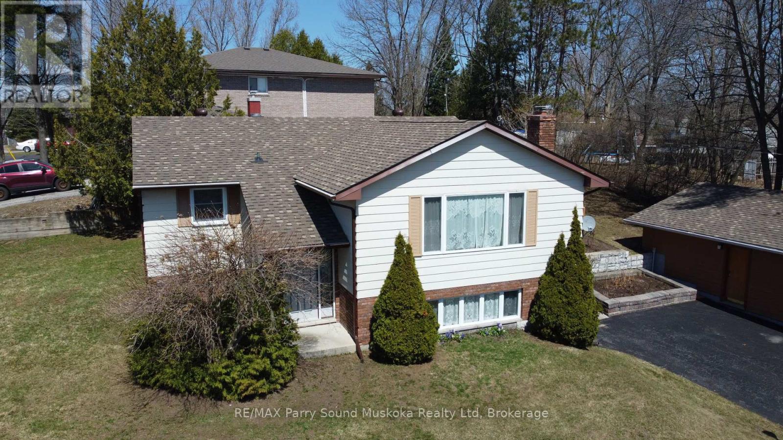 2 Laird Drive, Parry Sound, Ontario  P2A 1P5 - Photo 35 - X12812634