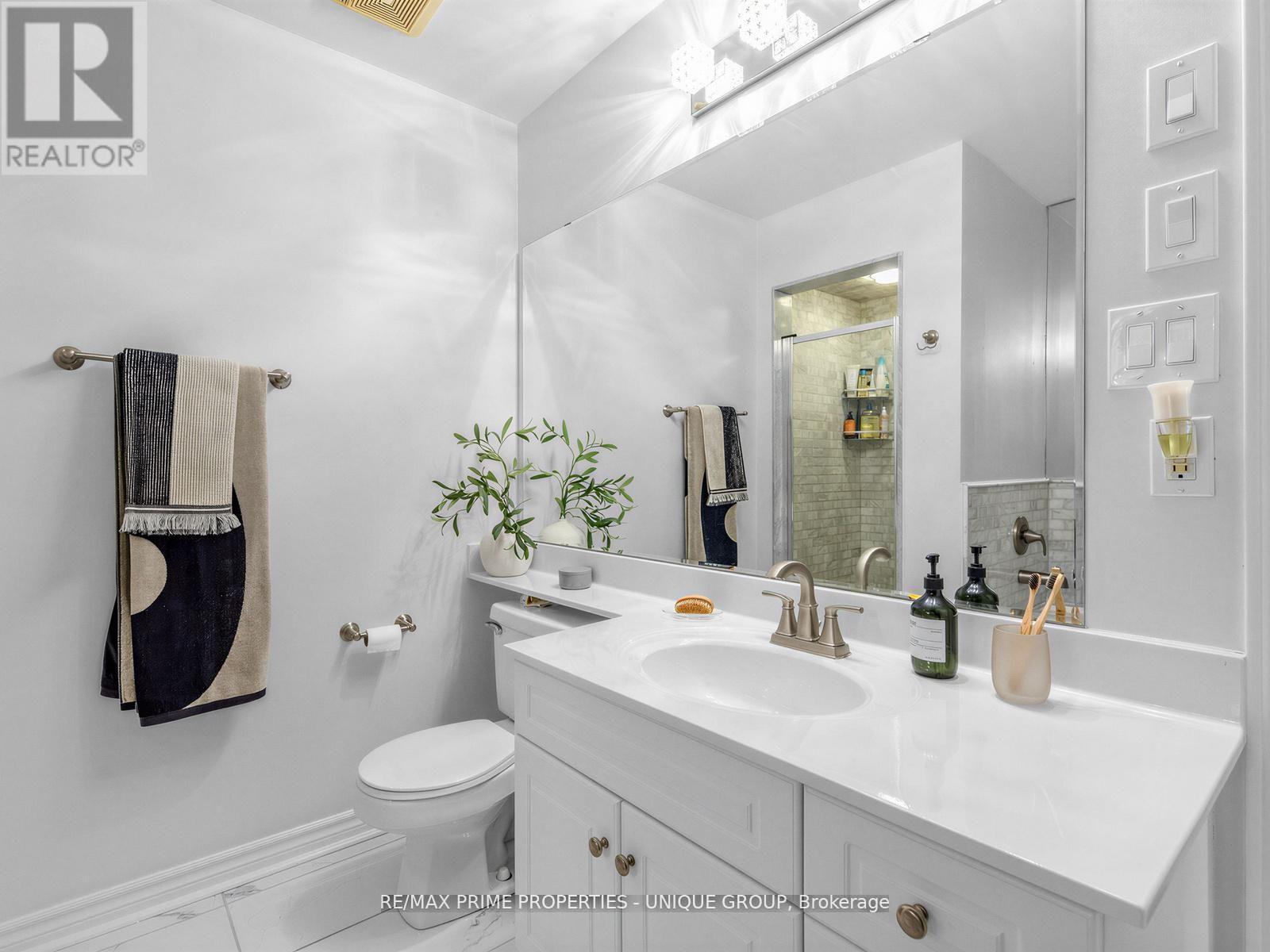 19 James Stock Path, Toronto, Ontario  M8Z 6C6 - Photo 18 - W12967146