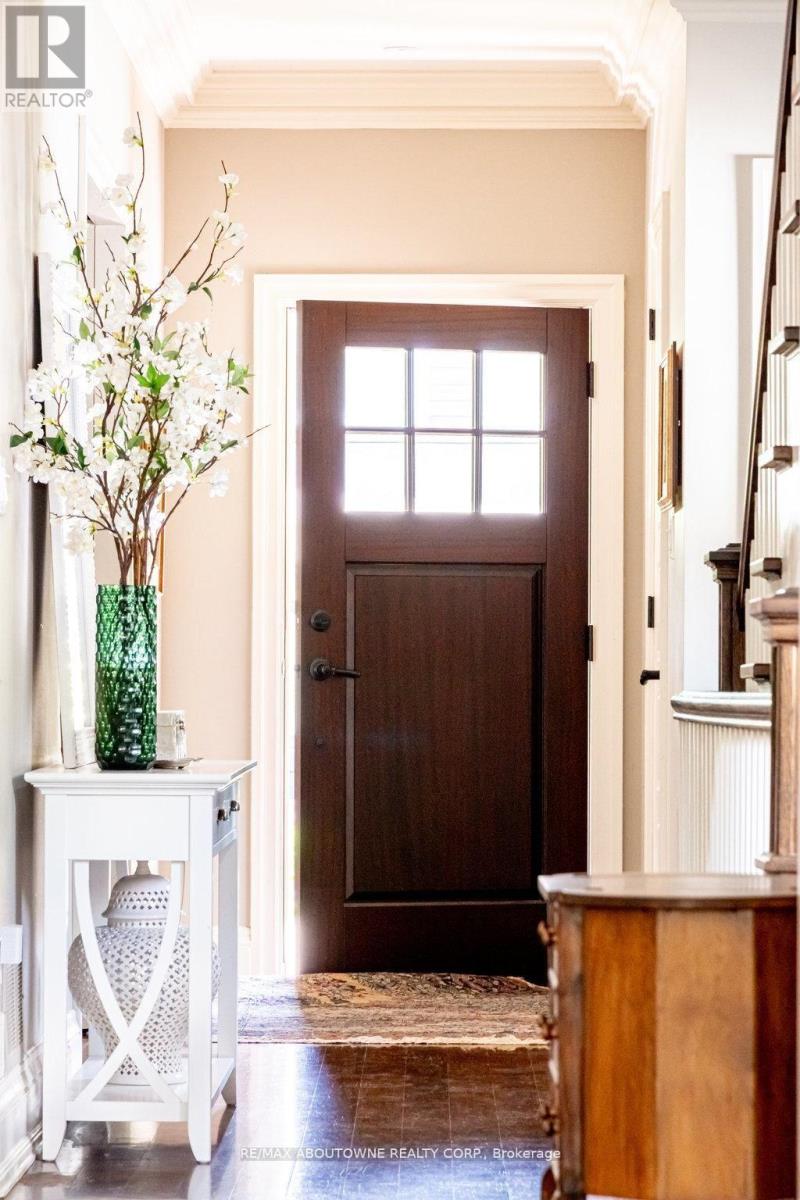 44 Head Street, Oakville, Ontario  L6K 1L5 - Photo 7 - W13044812