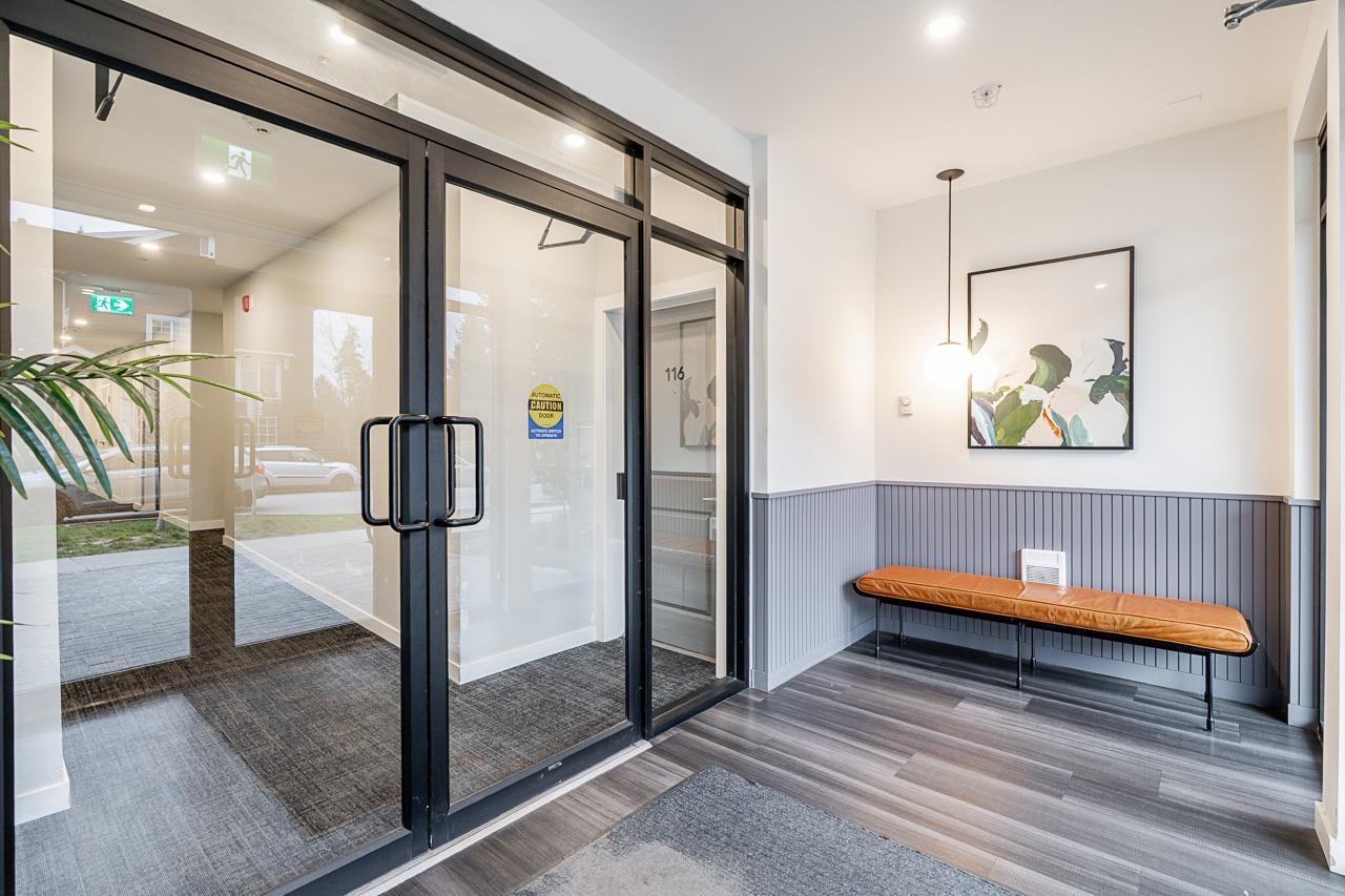 402 15835 85 Avenue, Surrey, British Columbia  V4N 6W6 - Photo 4 - R3090213