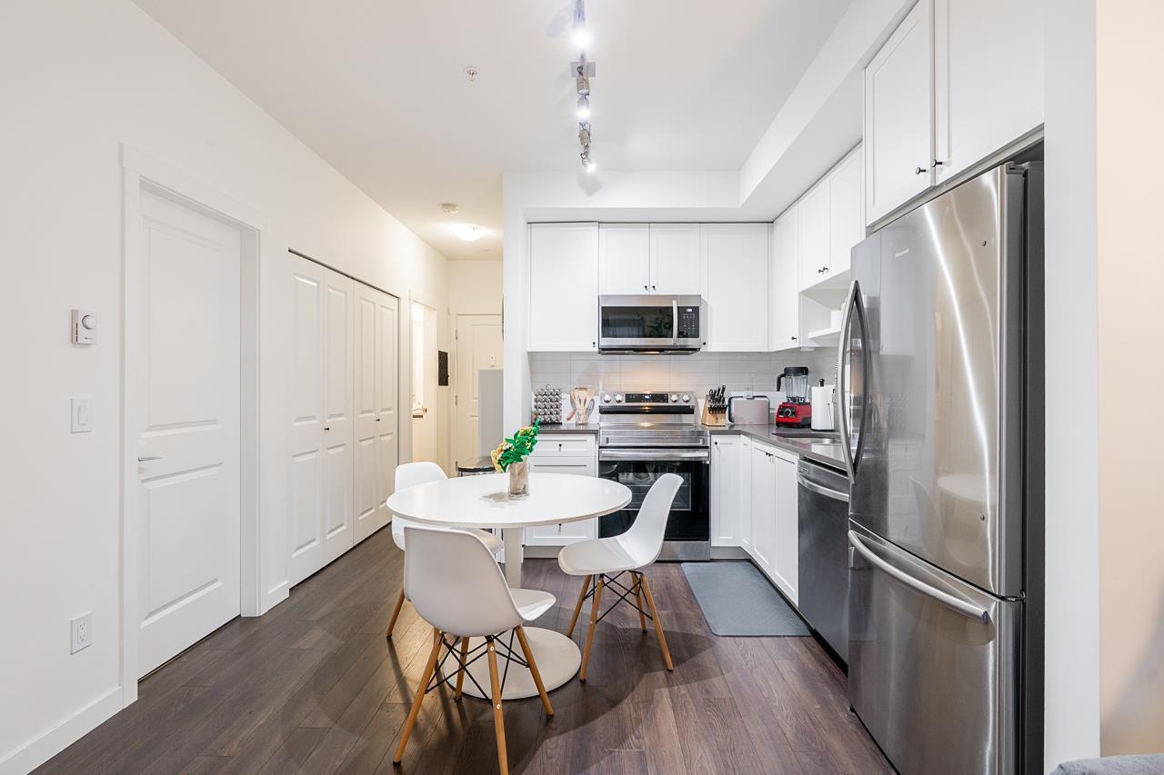 402 15835 85 Avenue, Surrey, British Columbia  V4N 6W6 - Photo 7 - R3090213