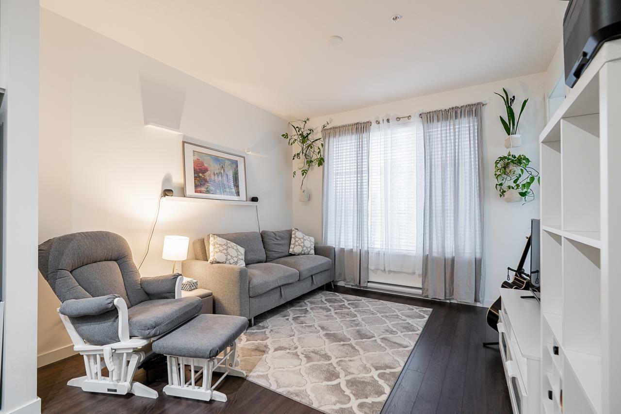 402 15835 85 Avenue, Surrey, British Columbia  V4N 6W6 - Photo 9 - R3090213