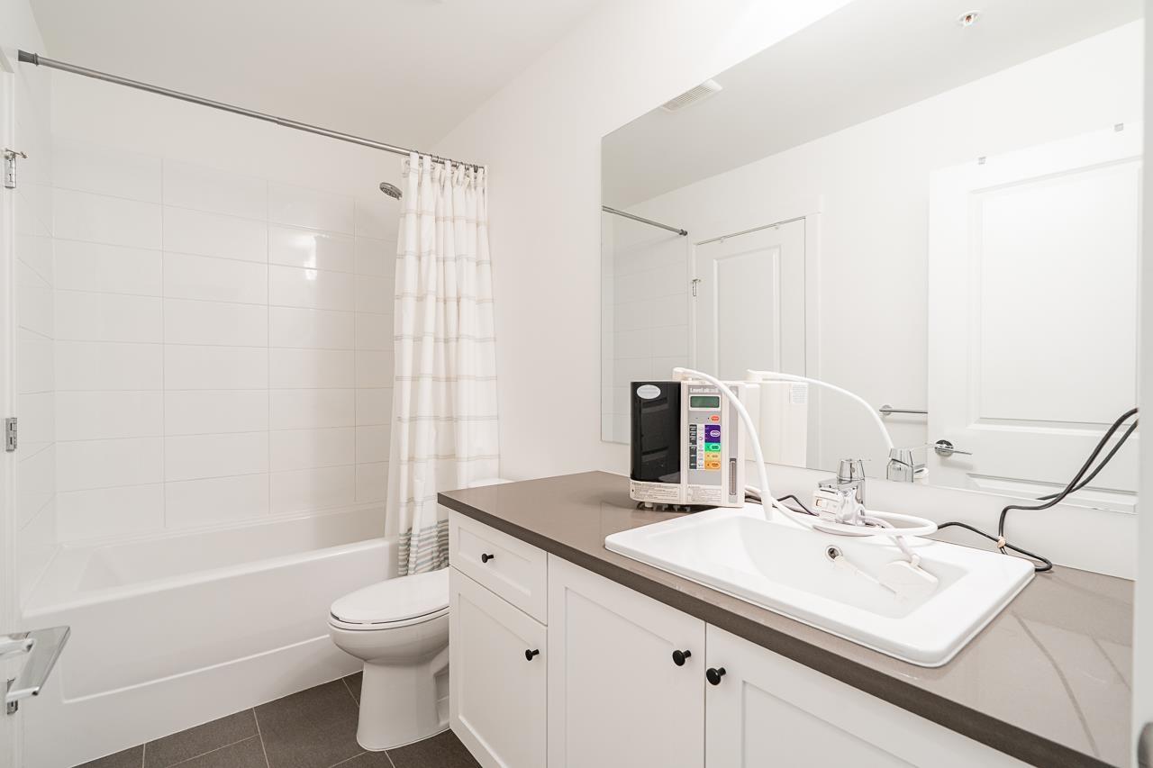 402 15835 85 Avenue, Surrey, British Columbia  V4N 6W6 - Photo 18 - R3090213