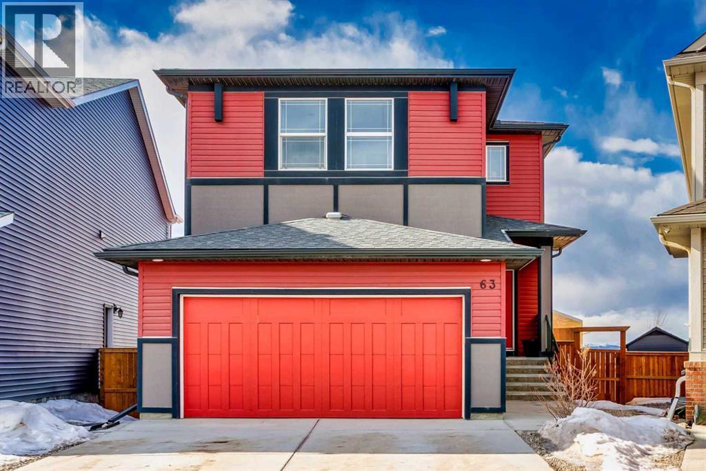 63 Heritage Court, Cochrane, Alberta  T4C 2N5 - Photo 2 - A2288398