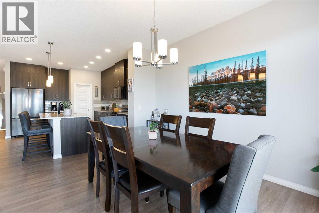 63 Heritage Court, Cochrane, Alberta  T4C 2N5 - Photo 9 - A2288398