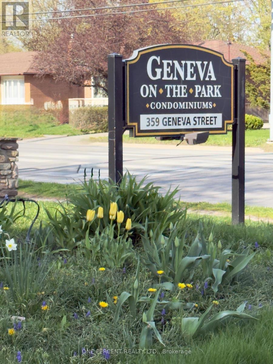 1002 - 359 Geneva Street, St. Catharines, Ontario  L2N 2G5 - Photo 2 - X12811060