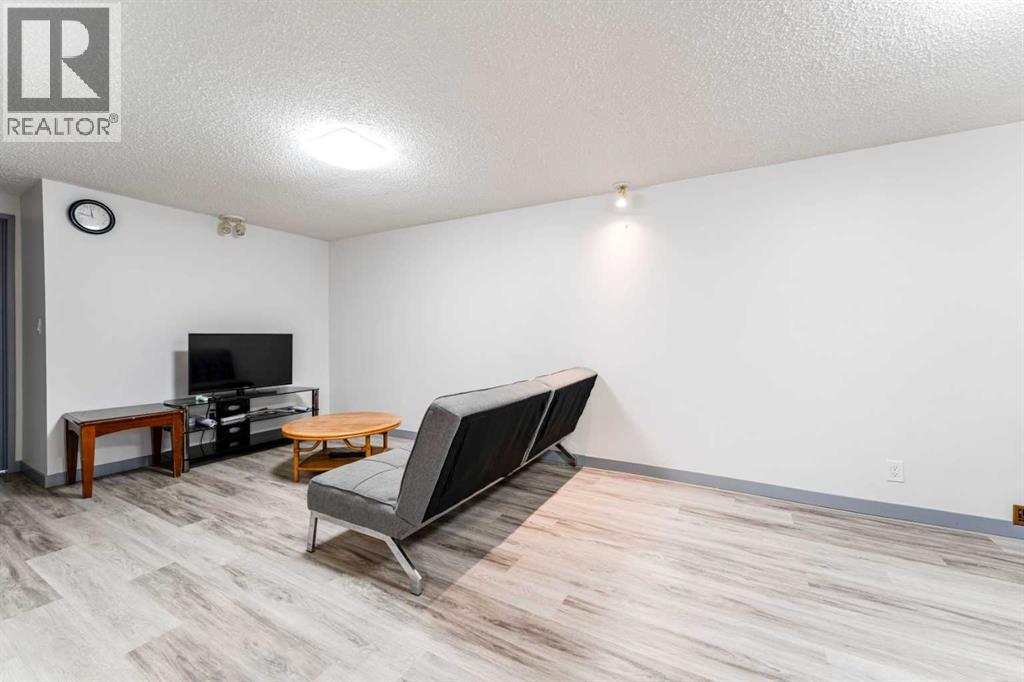 119 Mardale Crescent NE, Calgary, Alberta  T2A 3V4 - Photo 18 - A2293346