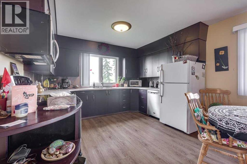 334078 Range Road 241, Rural Kneehill County, Alberta  T0M 2C0 - Photo 10 - A2288095