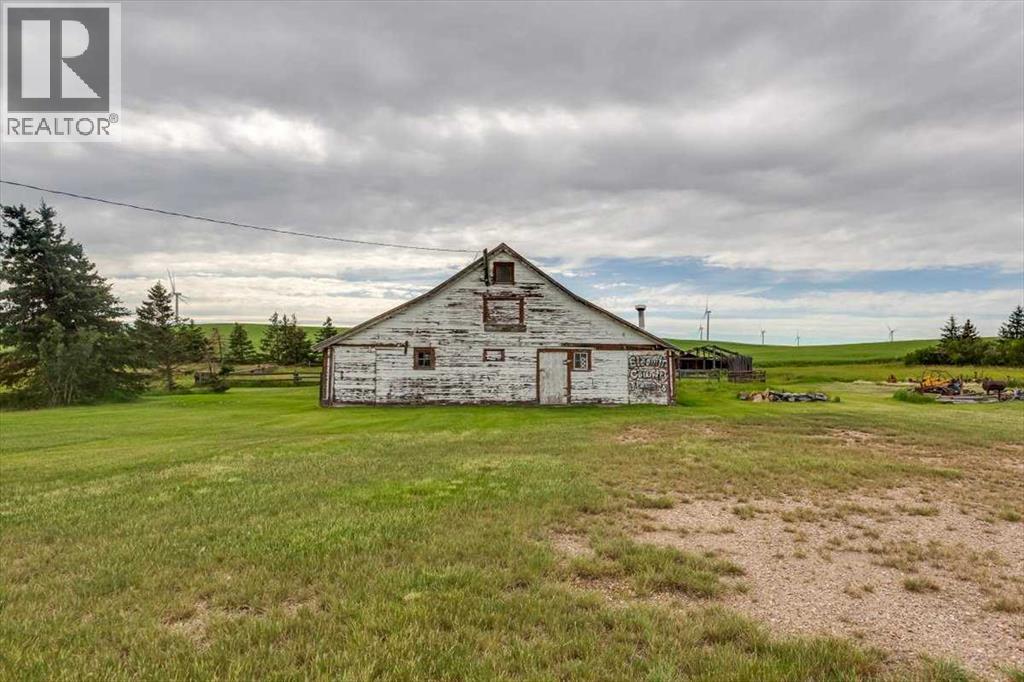 334078 Range Road 241, Rural Kneehill County, Alberta  T0M 2C0 - Photo 36 - A2288095