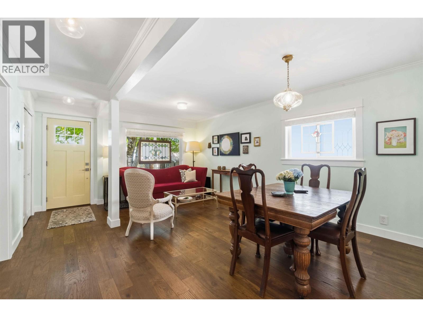 4322 Welwyn Street, Vancouver, British Columbia  V5N 3Z4 - Photo 3 - R3115632