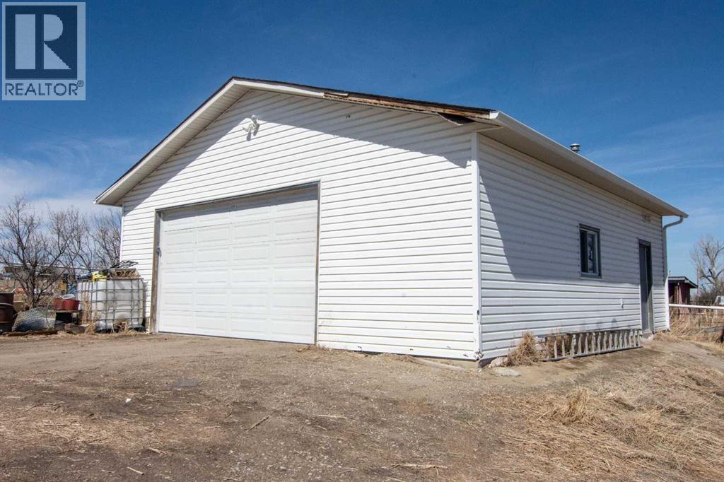 225004 222 Twp Rd, Rural Wheatland County, Alberta  T0J 1N0 - Photo 4 - A2304583