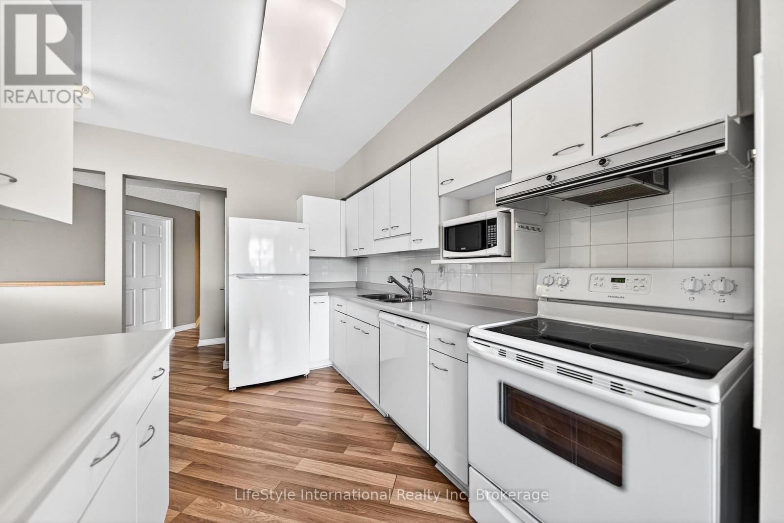 209 - 208 Silvercreek Parkway N, Guelph, Ontario  N1H 8H2 - Photo 12 - X13044846