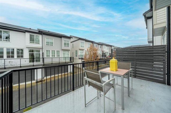 8 15828 27 Avenue, White Rock, British Columbia  V3Z 0X4 - Photo 11 - R3115809