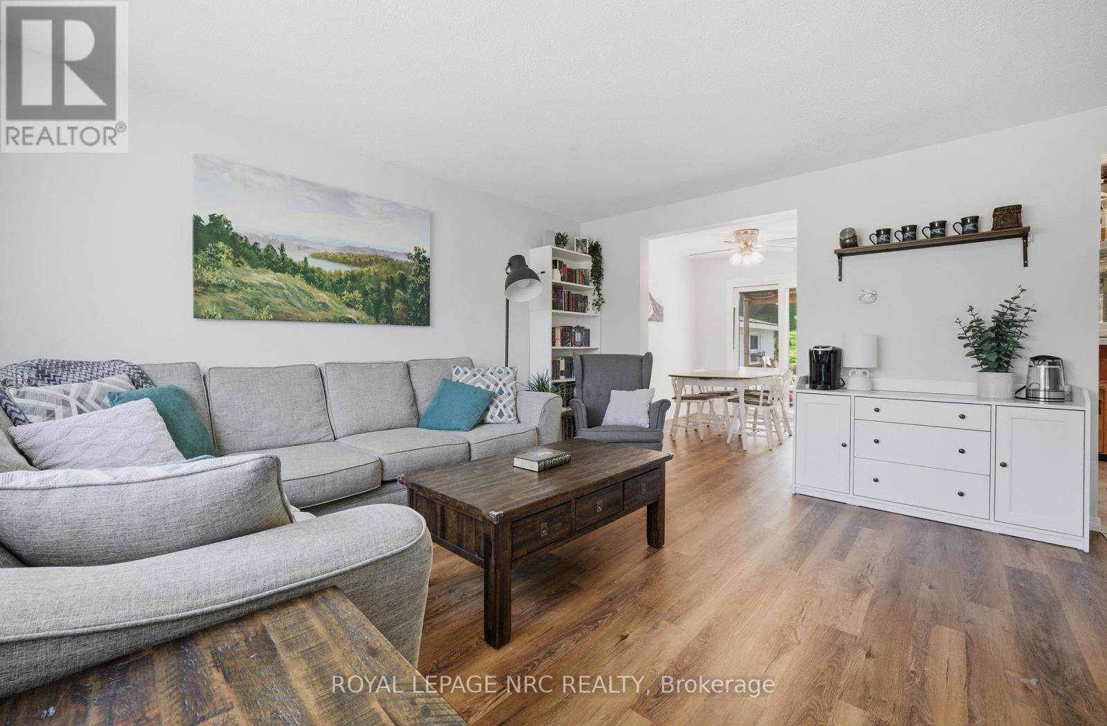 35 Birchpark Drive, Grimsby, Ontario  L3M 4M9 - Photo 5 - X13044874