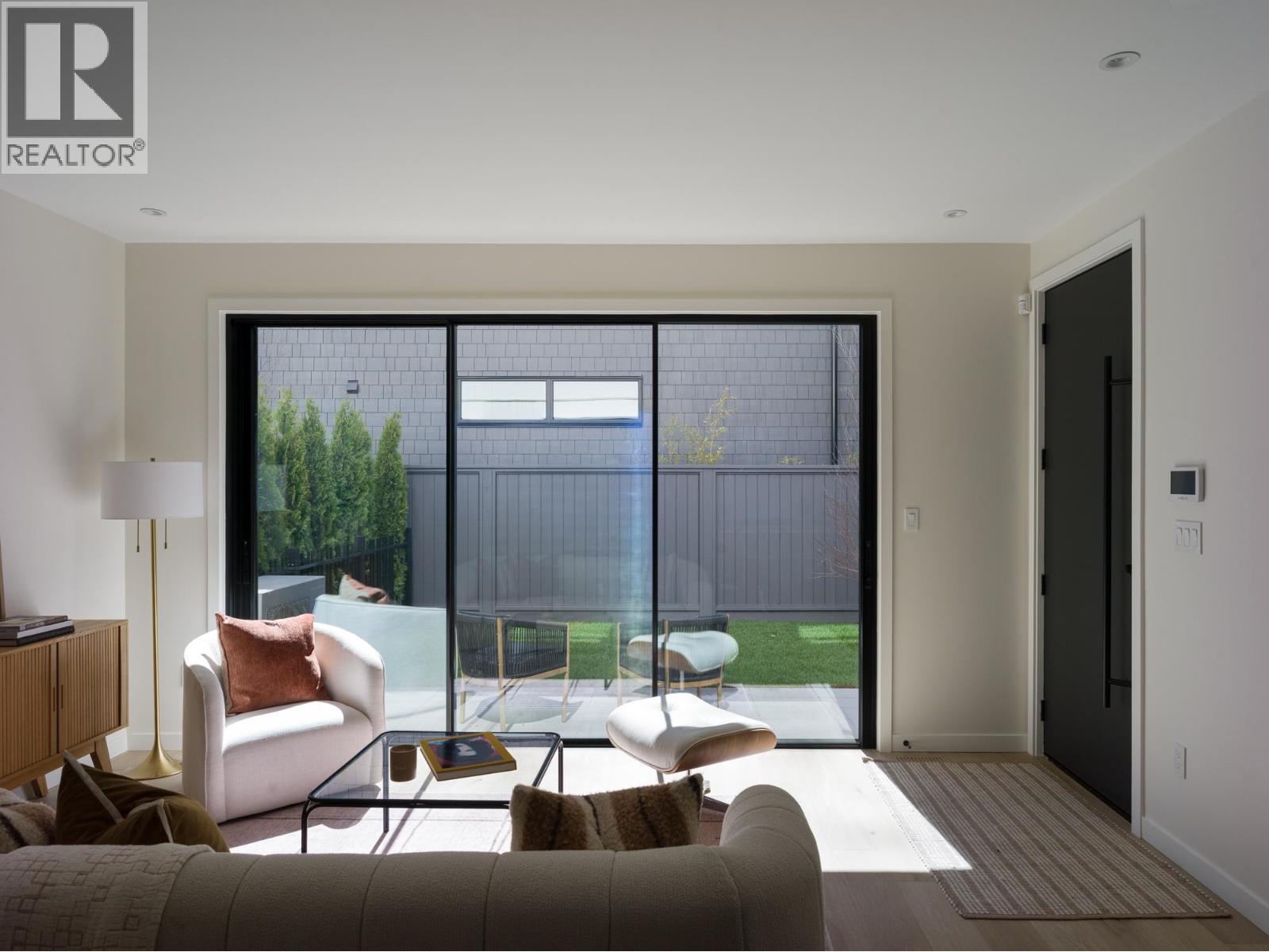 891 E 21st Avenue, Vancouver, British Columbia  V5V 1S3 - Photo 7 - R3113963