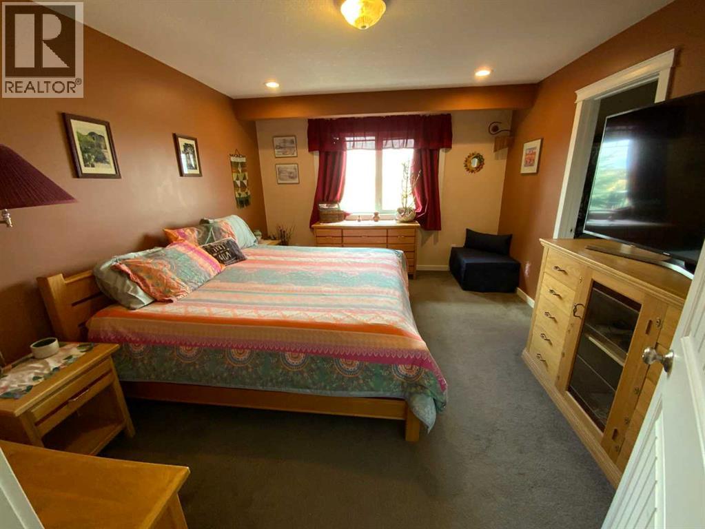 238 Centre Street S, Linden, Alberta  T0M 1J0 - Photo 7 - A2304830