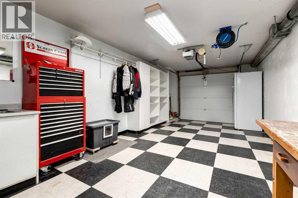 206, 1997 Sirocco Drive Sw, Calgary, Alberta  T3H 3E6 - Photo 38 - A2304817