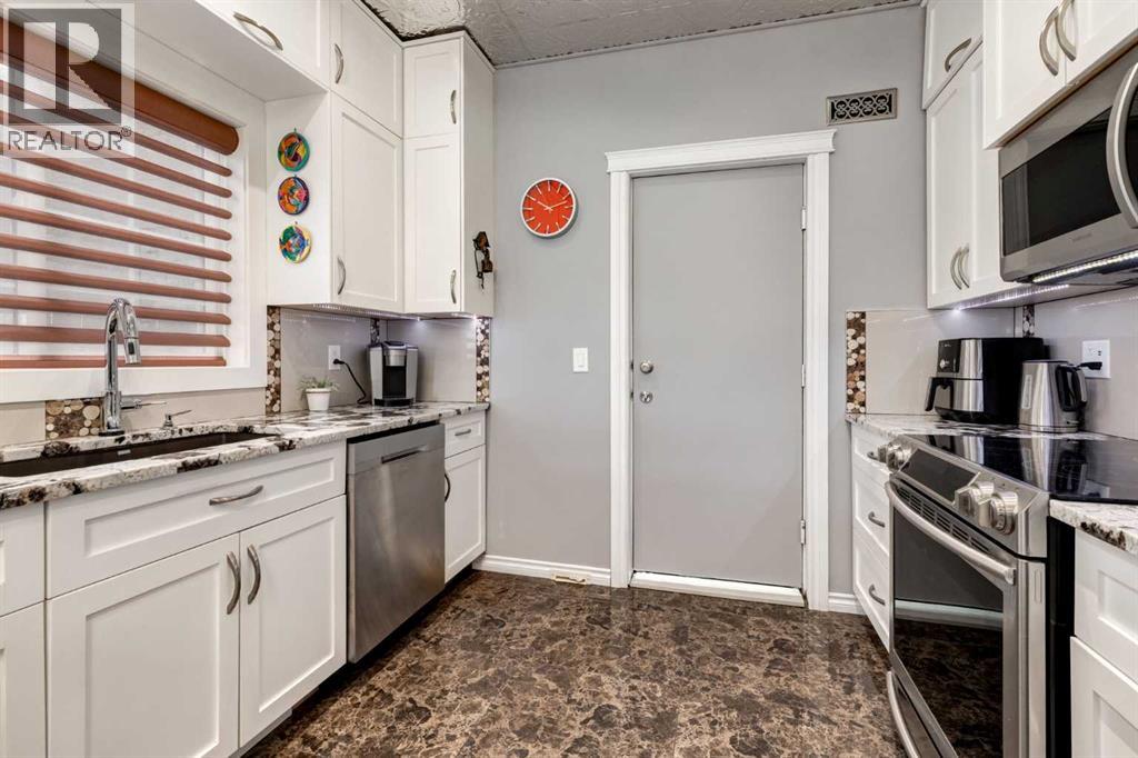 206, 1997 Sirocco Drive Sw, Calgary, Alberta  T3H 3E6 - Photo 11 - A2304817