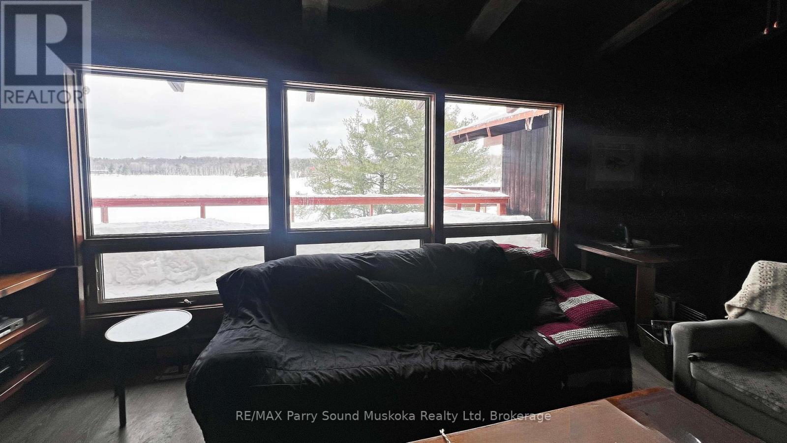 45 Ridgeway Drive, Carling, Ontario  P0G 1G0 - Photo 7 - X12888708