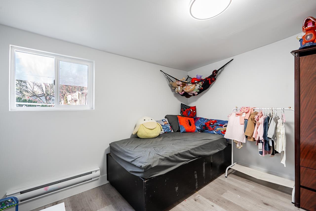 13941 80a Avenue, Surrey, British Columbia  V3W 6P5 - Photo 11 - R3109931