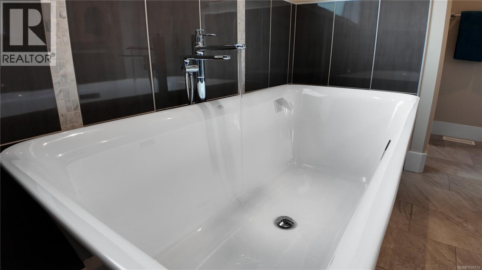 916 Hanington Rd, Ladysmith, British Columbia  V9G 0A4 - Photo 37 - 1028274