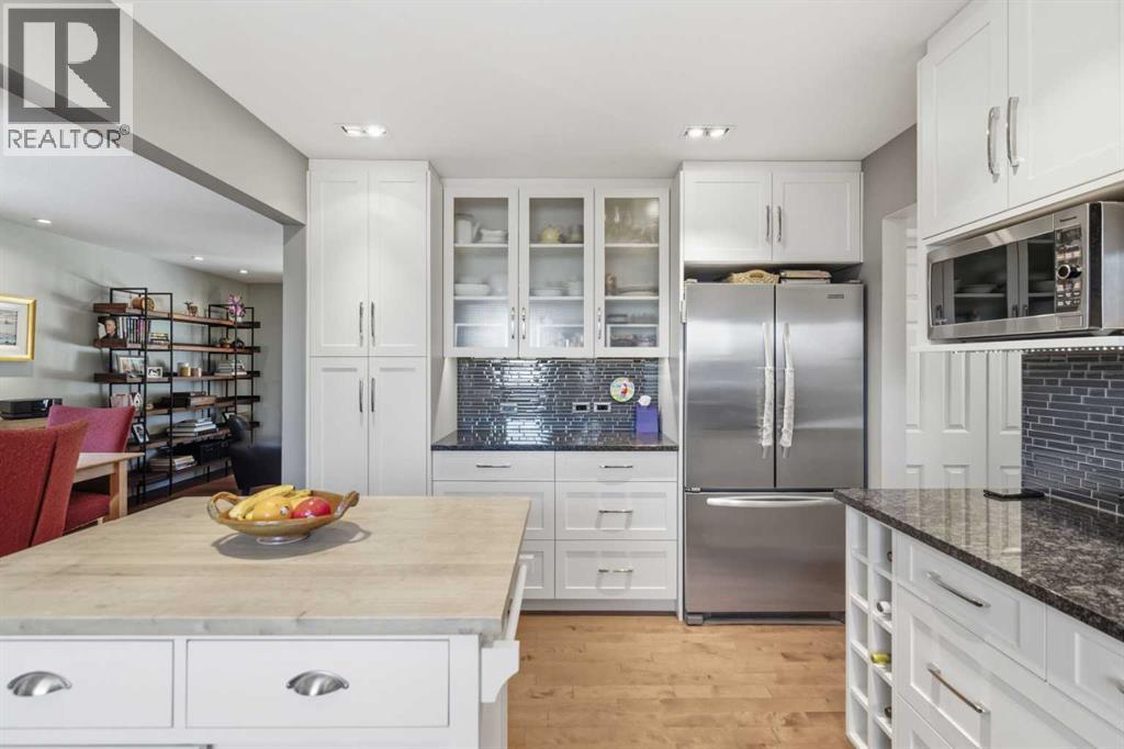 948 Canaveral Crescent SW, Calgary, Alberta  T2W 1N5 - Photo 10 - A2301156