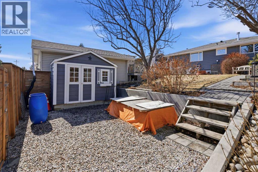 948 Canaveral Crescent SW, Calgary, Alberta  T2W 1N5 - Photo 32 - A2301156