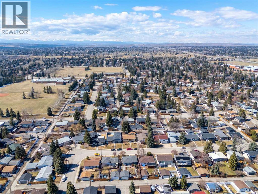 948 Canaveral Crescent SW, Calgary, Alberta  T2W 1N5 - Photo 36 - A2301156